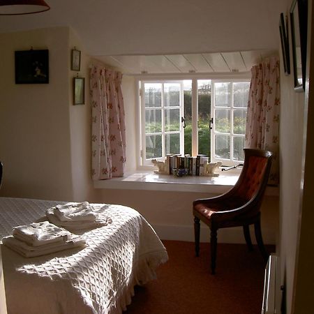 Lower Tresmorn Farmhouse Crackington Haven Exteriör bild